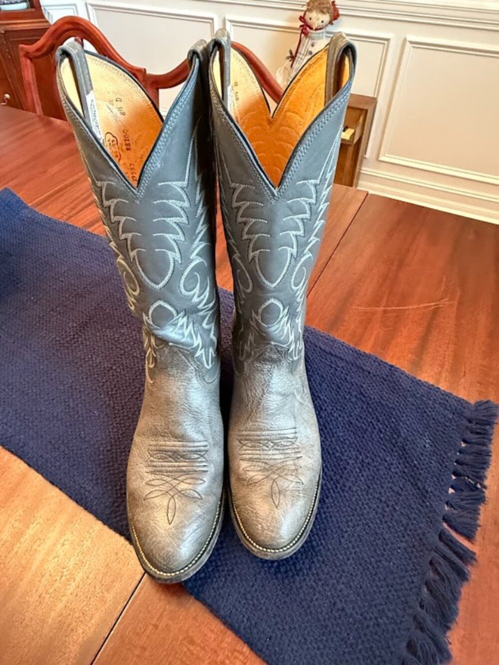 Vintage Nocona Men's 8.5D Gray Brahma Bullhide Cowboy Boots Style 8820C - USA